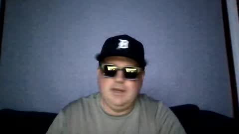 holden_minutz online show from June 24, 2026, 7:40 am