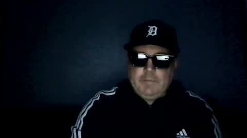 holden_minutz online show from August 5, 2026, 7:33 am