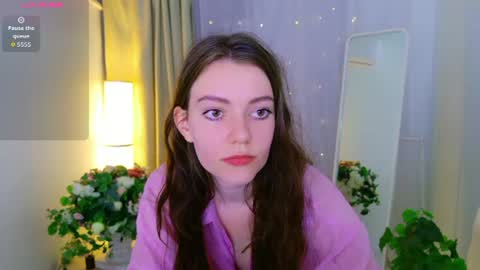 Lana online show from June 17, 2026, 2:51 pm