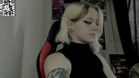 Snapshot of holy_mistresss chatting on July 12, 2026, 8:27 am holy_mistresss online show from July 12, 2026, 8:27 am