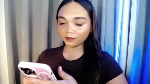 Bella online show from July 29, 2026, 11:14 pm