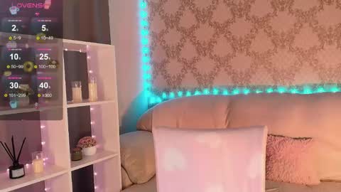 Mia online show from May 31, 2026, 3:58 am