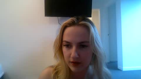 Snapshot of honeyblakex chatting on August 5, 2026, 3:09 am honeyblakex online show from August 5, 2026, 3:09 am