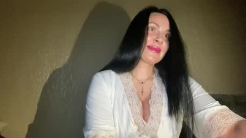 honeyvibe26 online show from May 8, 2026, 6:57 pm