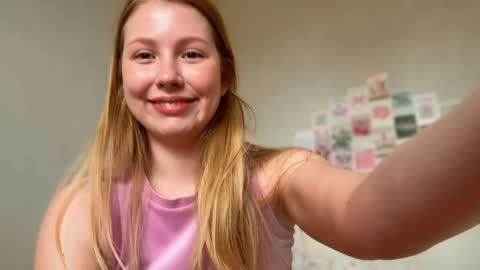 Snapshot of horney_audrey chatting on June 3, 2026, 2:36 am Audrey online show from June 3, 2026, 2:36 am