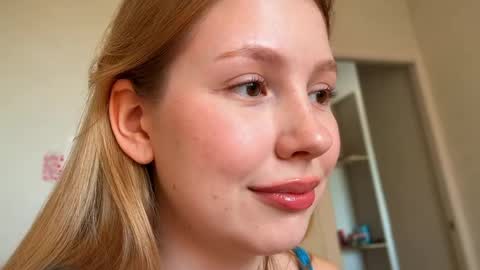 Snapshot of horney_audrey chatting on June 5, 2026, 2:29 am Audrey online show from June 5, 2026, 2:29 am
