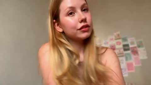 Snapshot of horney_audrey chatting on June 22, 2026, 2:35 am Audrey online show from June 22, 2026, 2:35 am