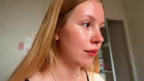 Snapshot of horney_audrey chatting on August 2, 2026, 1:37 am Audrey online show from August 2, 2026, 1:37 am