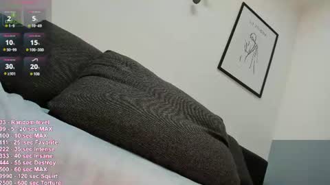 Snapshot of horny_and_wild chatting on July 25, 2026, 11:19 am Naomi online show from July 25, 2026, 11:19 am