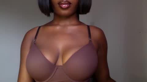 Snapshot of horny_goddess_delilah chatting on May 9, 2026, 10:53 am delilah online show from May 9, 2026, 10:53 am