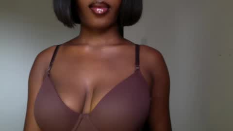 Snapshot of horny_goddess_delilah chatting on May 20, 2026, 11:49 am delilah online show from May 20, 2026, 11:49 am