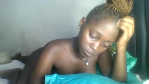 Bella online show from June 22, 2026, 4:31 am