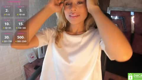 Snapshot of hot_cupid01 chatting on April 8, 2026, 10:59 am Valery online show from April 8, 2026, 10:59 am