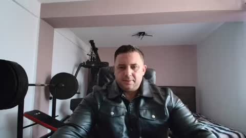 Stefano.. online show from June 26, 2026, 2:43 pm