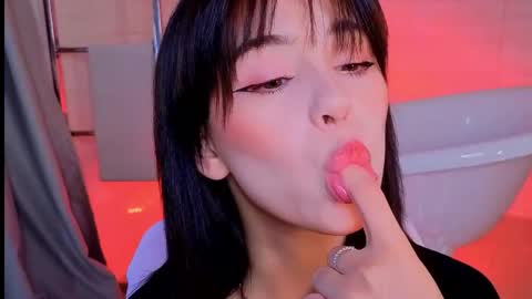 Hotary online show from May 18, 2026, 4:07 am
