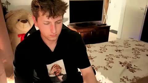 Hotboyshorny online show from June 3, 2026, 8:17 am
