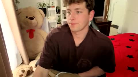 Hotboyshorny online show from June 9, 2026, 9:43 am