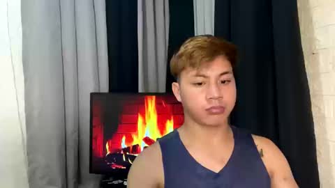 hotfucker_drei online show from December 17, 2025, 6:36 pm