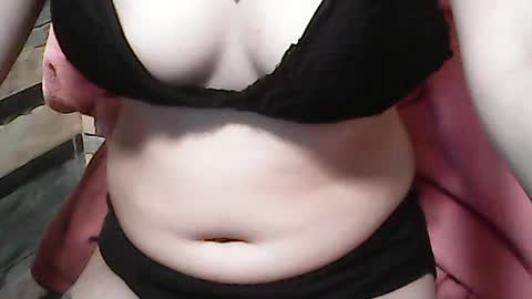 Snapshot of hotfuntasypinay chatting on June 30, 2026, 10:27 am hotfuntasypinay online show from June 30, 2026, 10:27 am