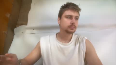 Snapshot of hotgentleman_3003 chatting on July 7, 2026, 7:45 am William online show from July 7, 2026, 7:45 am