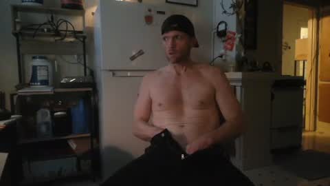 Snapshot of hothardthrob chatting on May 27, 2026, 1:46 am Hot Hard Throb online show from May 27, 2026, 1:46 am