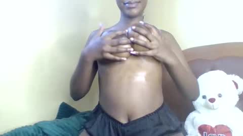hotpussy online show from May 18, 2026, 1:28 pm