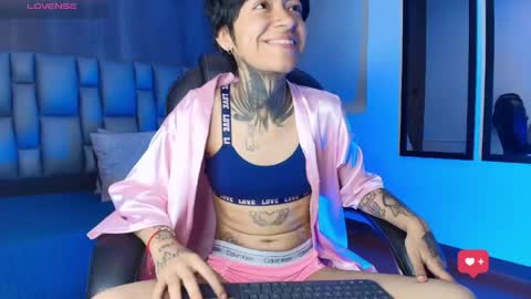 Juls online show from May 12, 2026, 7:11 pm