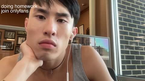 hottiewithabody101 online show from July 6, 2026, 8:00 pm