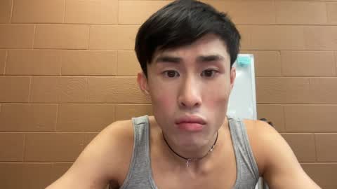 hottiewithabody101 online show from July 13, 2026, 2:31 pm