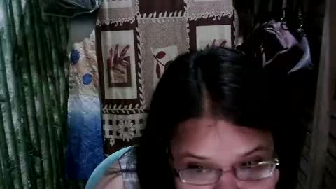 hotty_babex online show from June 26, 2026, 6:12 pm