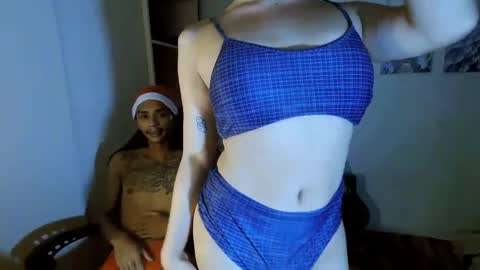 hotxasian_axcel69 online show from December 19, 2024, 1:40 pm