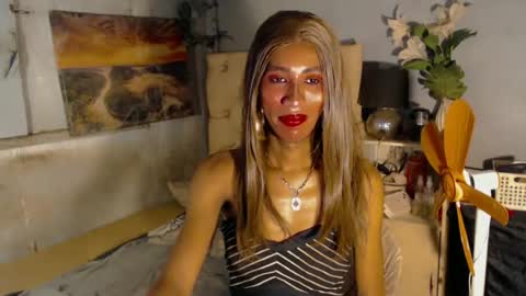 hugecock_caramel online show from June 19, 2026, 9:07 pm