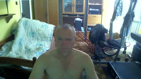 HumiliatedHUGO online show from June 24, 2026, 7:40 am