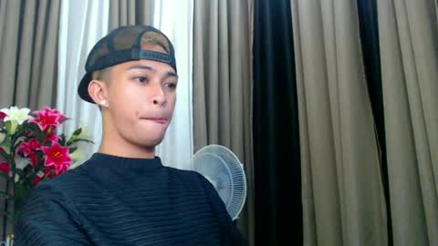 Snapshot of hunk_edward chatting on June 27, 2026, 8:08 am hunk_edward online show from June 27, 2026, 8:08 am