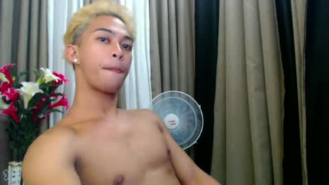 Snapshot of hunk_edward chatting on June 28, 2026, 7:14 am hunk_edward online show from June 28, 2026, 7:14 am