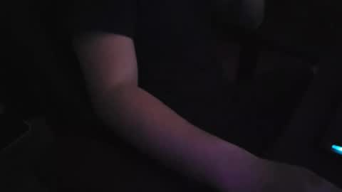 Hunterr online show from May 6, 2026, 9:09 pm