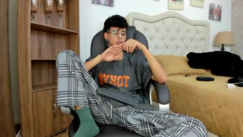 ibratxandy online show from May 21, 2026, 6:59 pm