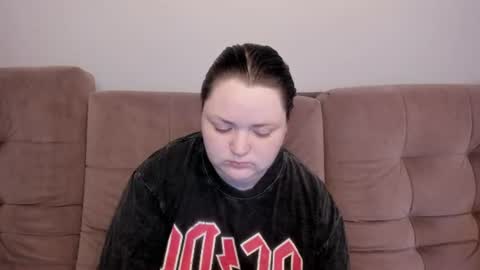 Snapshot of ihaveasecret_ chatting on June 21, 2026, 7:33 am Alice online show from June 21, 2026, 7:33 am