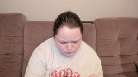 Snapshot of ihaveasecret_ chatting on July 6, 2026, 3:03 pm Alice online show from July 6, 2026, 3:03 pm