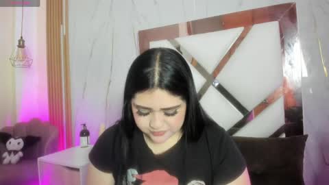 Snapshot of im_bunny__ chatting on April 27, 2026, 1:31 pm im_bunny__ online show from April 27, 2026, 1:31 pm