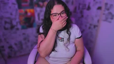 mei mei uwu online show from June 22, 2026, 3:25 am