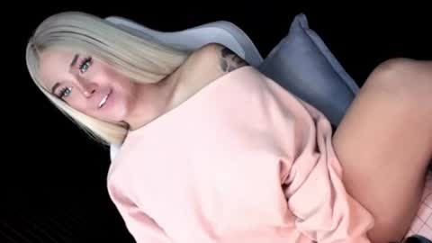 Snapshot of im_ur_nightmare chatting on June 27, 2026, 4:56 pm Candy Moore online show from June 27, 2026, 4:56 pm