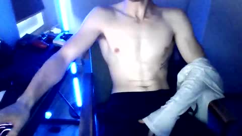 Tobi- Im Searching for girl Breda online show from May 16, 2026, 7:01 pm