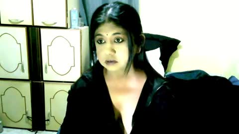 indianpleasures21 online show from June 16, 2026, 10:34 pm