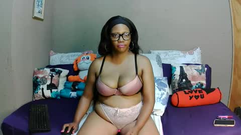 boniswa caroline online show from March 17, 2026, 3:44 am
