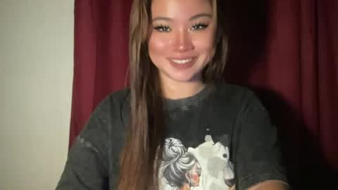Snapshot of into_the_nightxxx chatting on June 14, 2026, 2:35 am KATH online show from June 14, 2026, 2:35 am