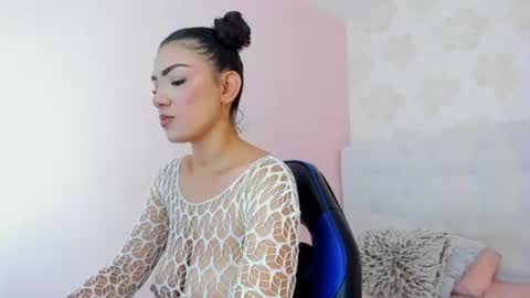 Snapshot of irisclark1 chatting on July 18, 2026, 12:09 pm Iris online show from July 18, 2026, 12:09 pm
