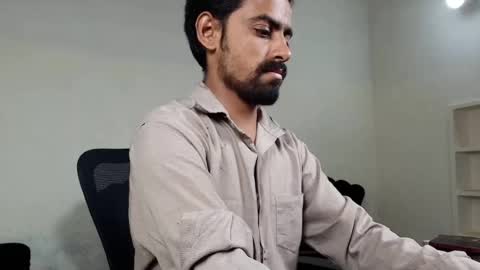 Naveed online show from June 15, 2026, 6:21 pm