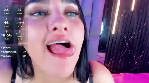Isa Gonzalez  online show from July 3, 2026, 7:37 am