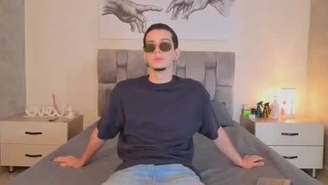 isaacblaze  online show from July 7, 2026, 3:42 am